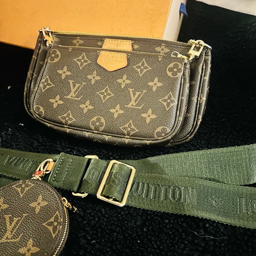 Louis Vuitton Multi Pochette - Picture 2 of 15